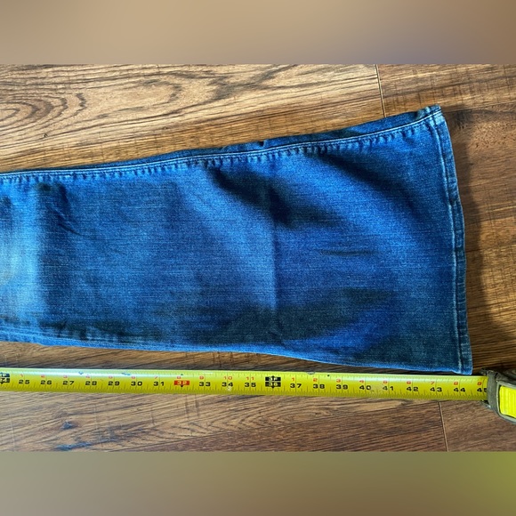 RARE Hudson button up Flare Jeans - Picture 7 of 7
